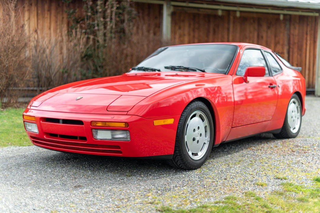 1987 Porsche 944 Turbo - Image 1 of 31