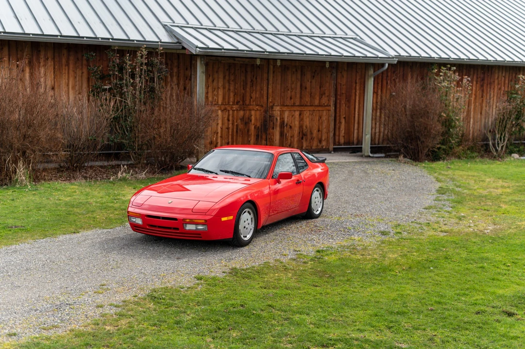 1987 Porsche 944 Turbo - Image 11 of 31