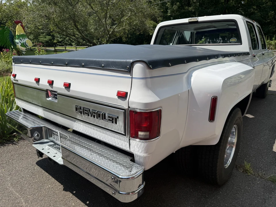 1988 Chevrolet C/K 4th Gen - Image 17 of 31