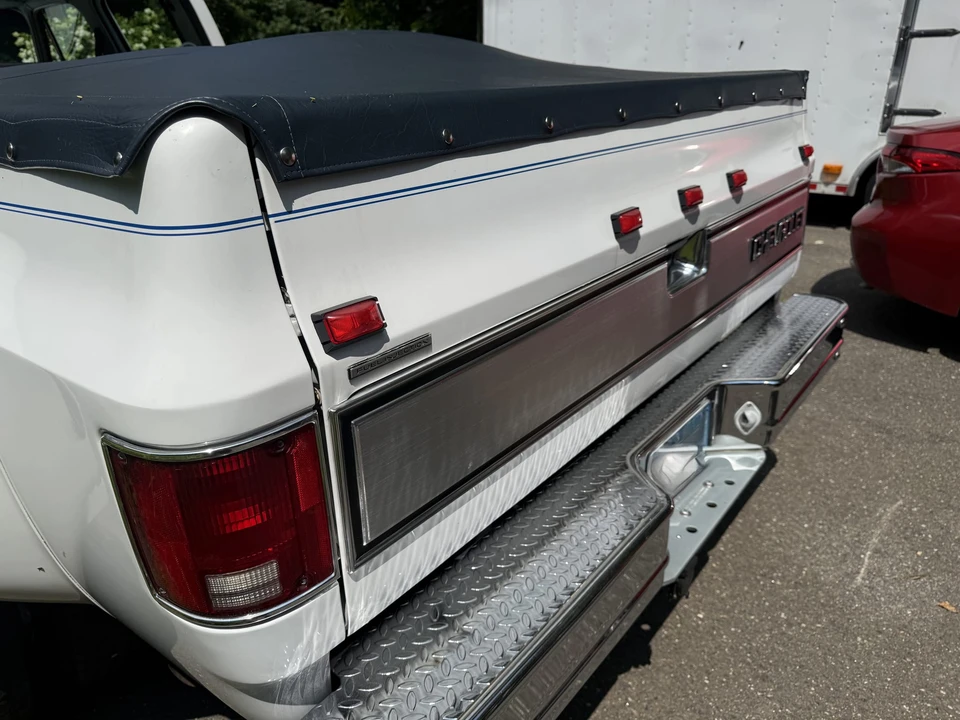 1988 Chevrolet C/K 4th Gen - Image 28 of 31