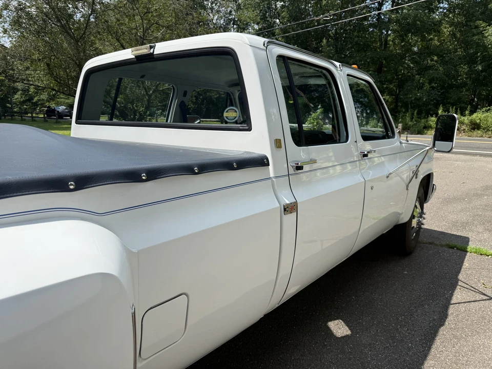 1988 Chevrolet C/K 4th Gen - Image 21 of 31