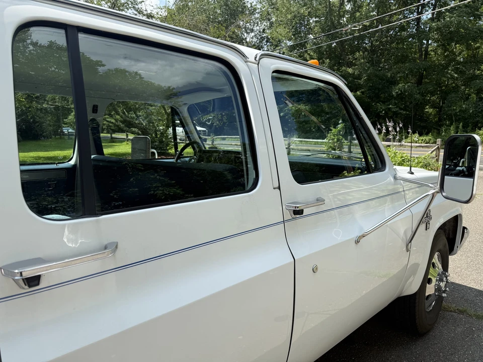 1988 Chevrolet C/K 4th Gen - Image 23 of 31