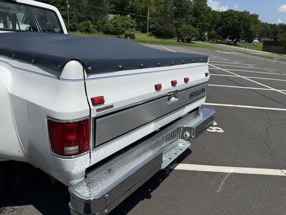 1988 Chevrolet C/K 4th Gen - Image 27 of 31