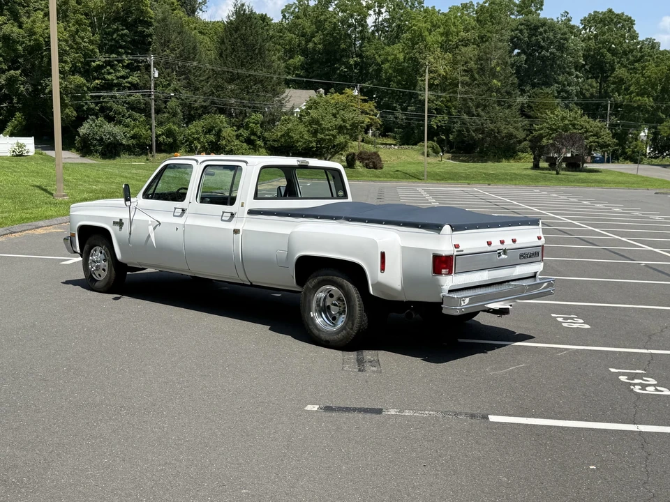 1988 Chevrolet C/K 4th Gen - Image 5 of 31
