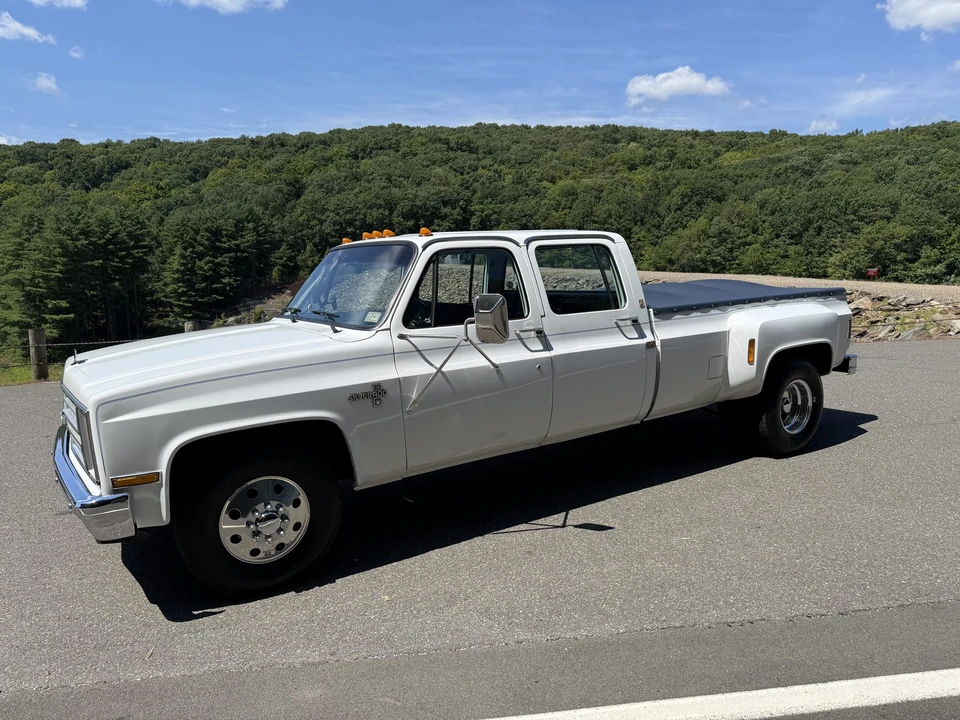 1988 Chevrolet C/K 4th Gen - Image 2 of 31