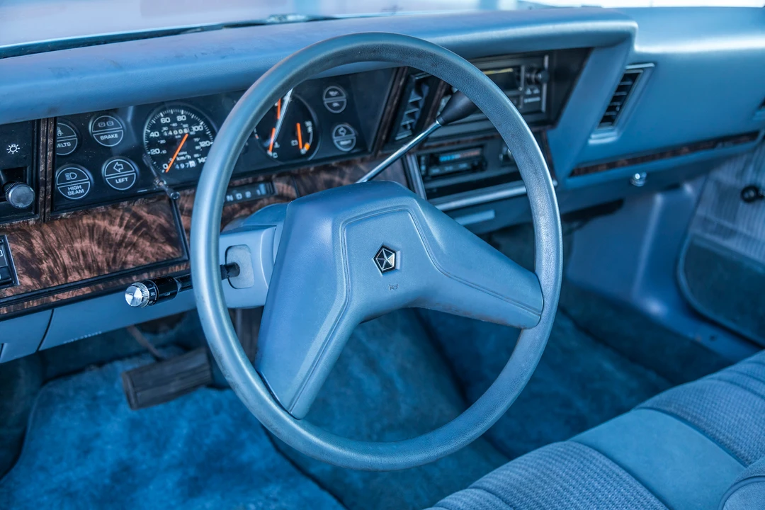 1988 Chrysler K-Car - Image 30 of 31