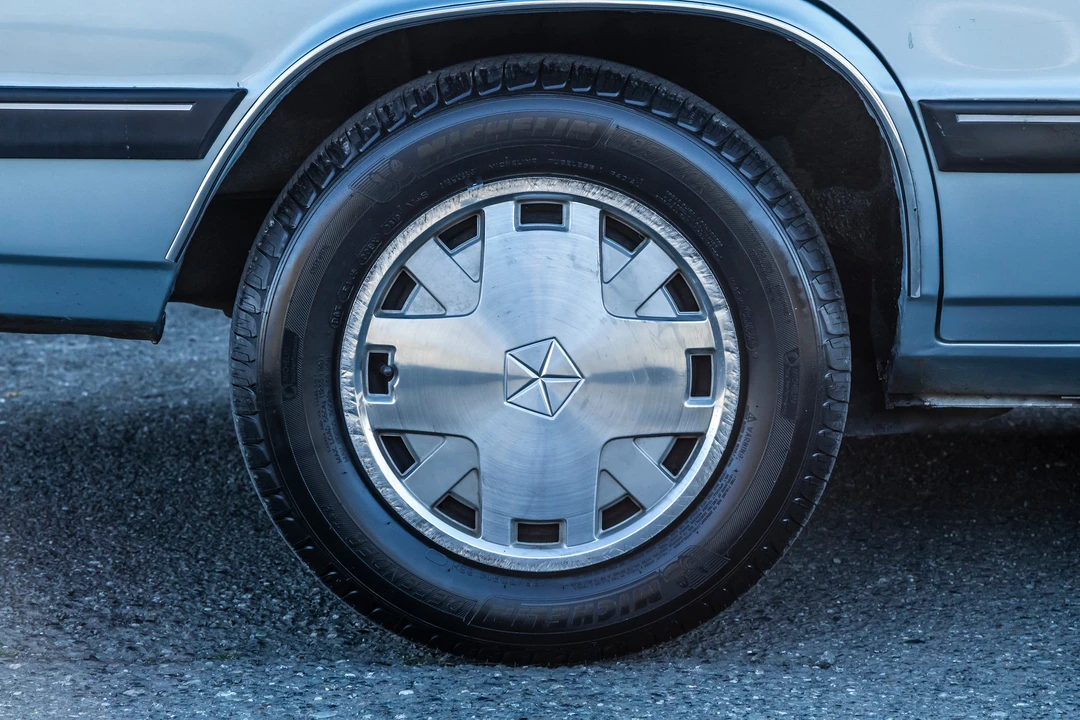 1988 Chrysler K-Car - Image 27 of 31