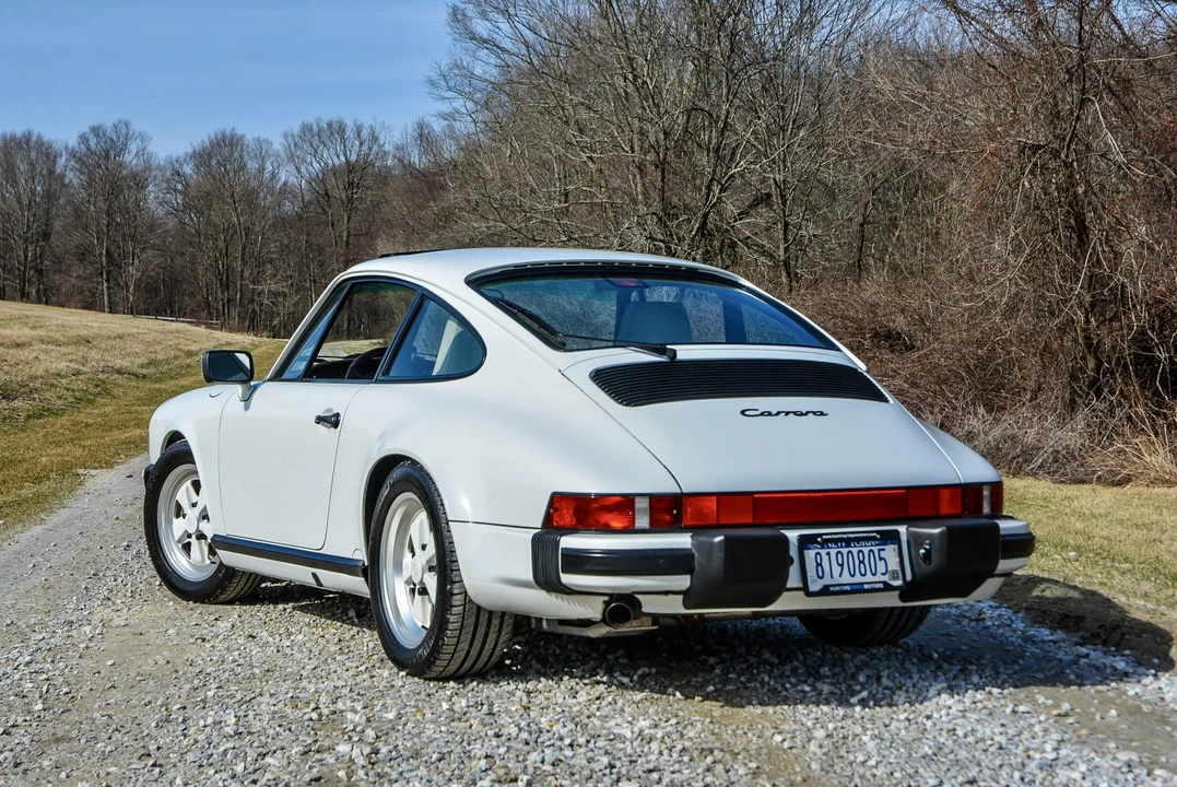 1988 Porsche 911 Carrera 3.2 - Image 21 of 31