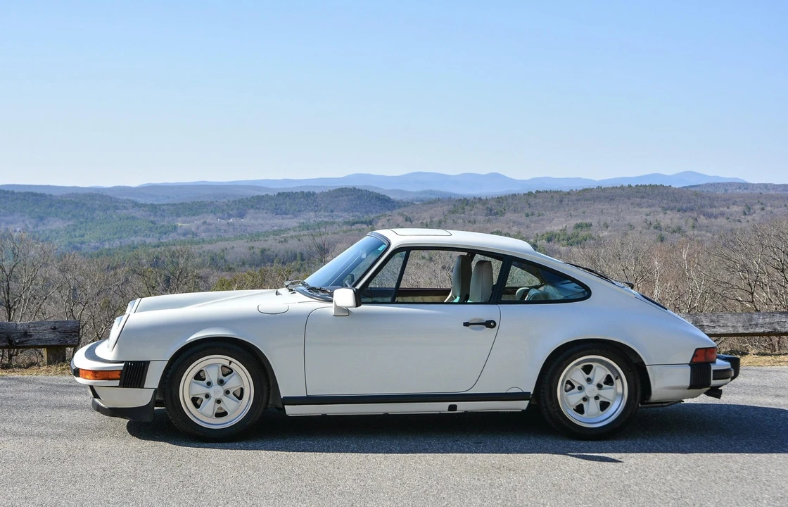 1988 Porsche 911 Carrera 3.2 - Image 16 of 31