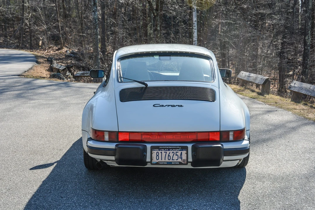 1988 Porsche 911 Carrera 3.2 - Image 25 of 31