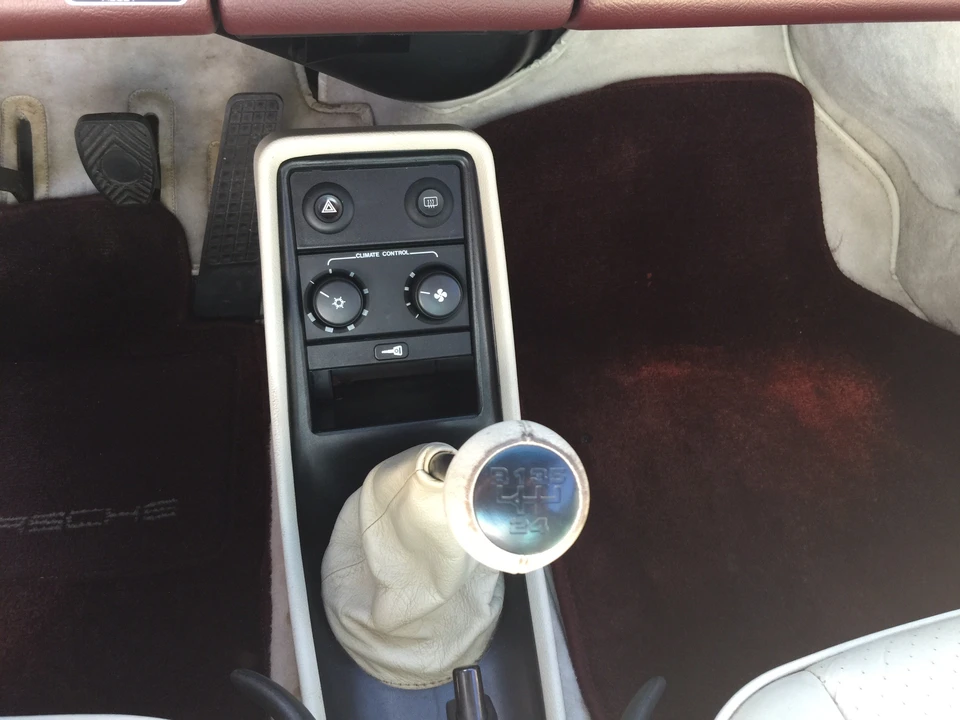 1988 Porsche 911 Carrera 3.2 - Image 25 of 31
