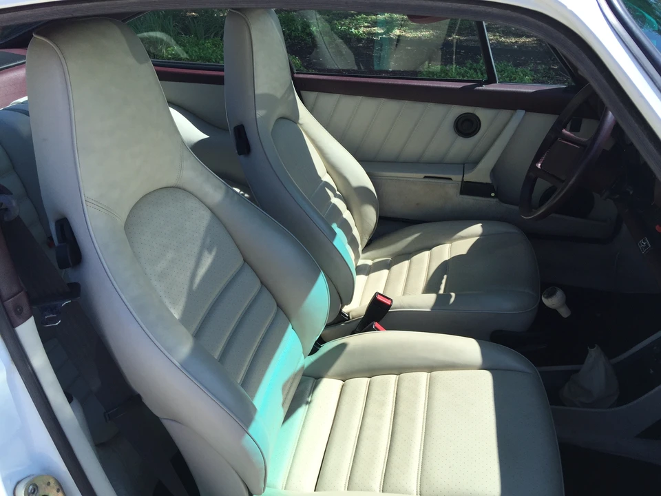 1988 Porsche 911 Carrera 3.2 - Image 29 of 31
