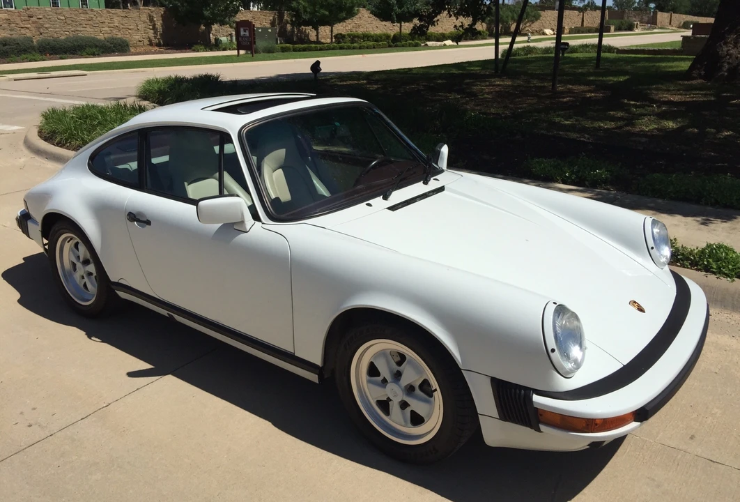 1988 Porsche 911 Carrera 3.2 - Image 7 of 31