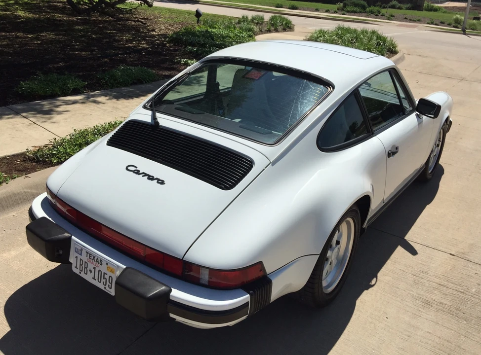1988 Porsche 911 Carrera 3.2 - Image 10 of 31