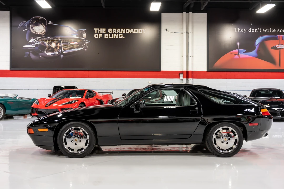 1988 Porsche 928 S4 - Image 11 of 31