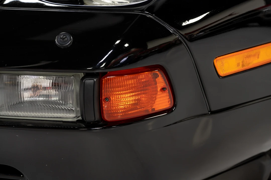 1988 Porsche 928 S4 - Image 28 of 31