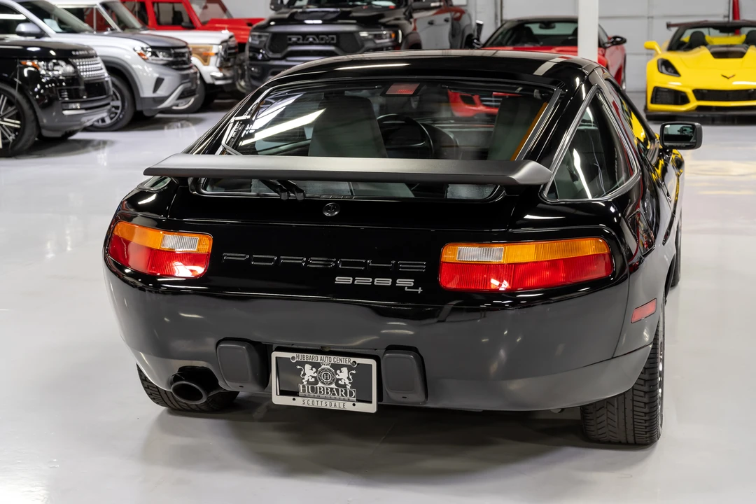 1988 Porsche 928 S4 - Image 17 of 31