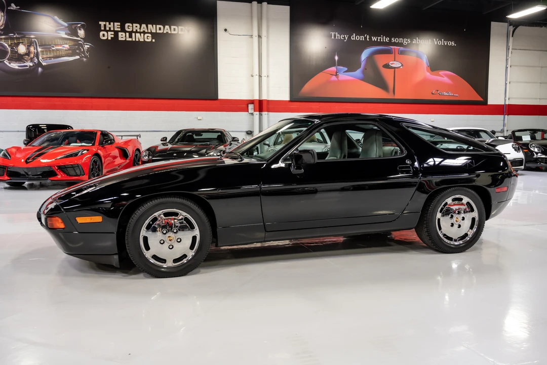 1988 Porsche 928 S4 - Image 10 of 31