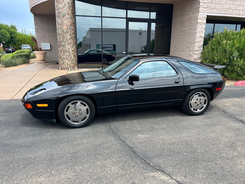 1988 Porsche 928 S4 - Image 3 of 31