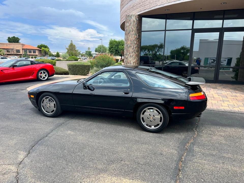 1988 Porsche 928 S4 - Image 4 of 31