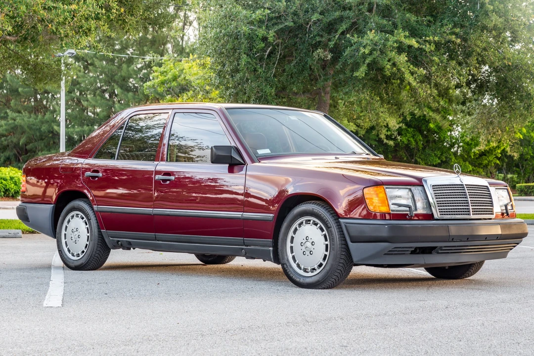 1989 Mercedes-Benz W124 E-Class - Image 9 of 31