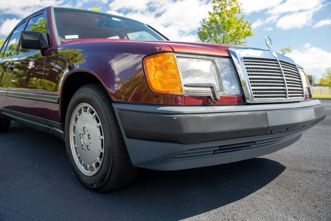 1989 Mercedes-Benz W124 E-Class - Image 30 of 31