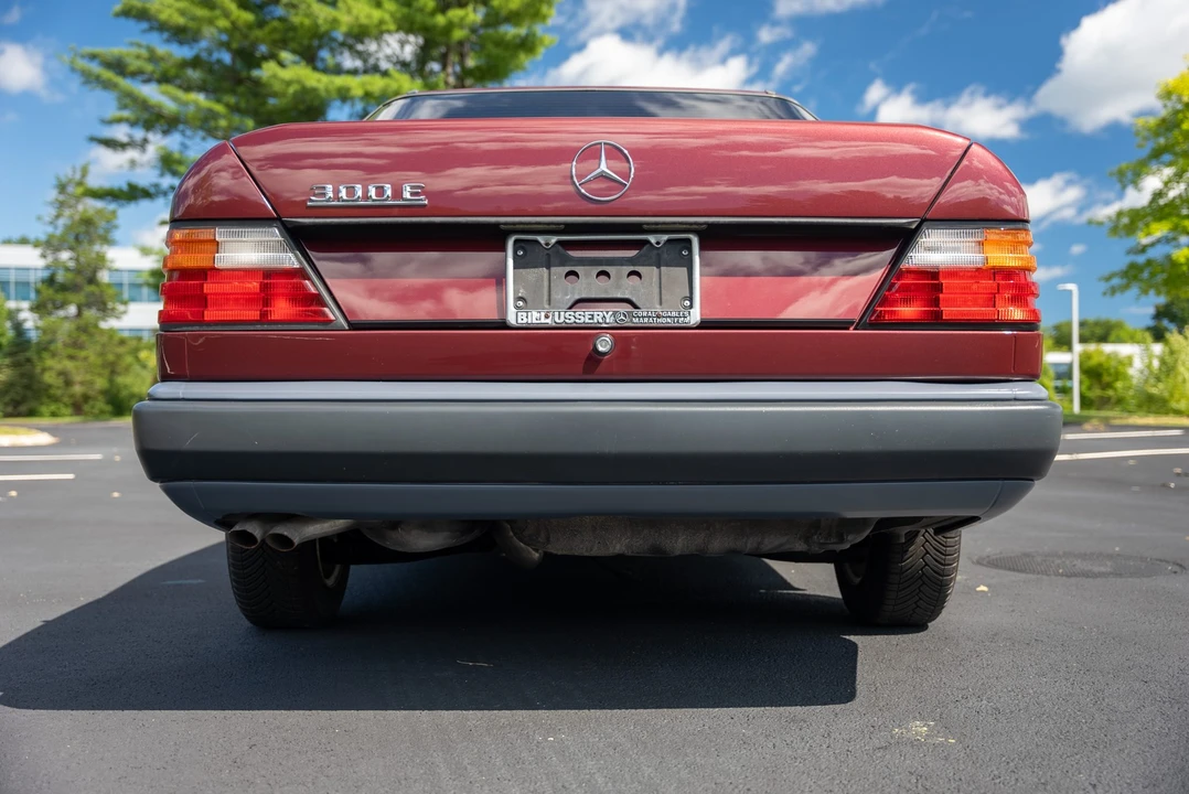 1989 Mercedes-Benz W124 E-Class - Image 18 of 31