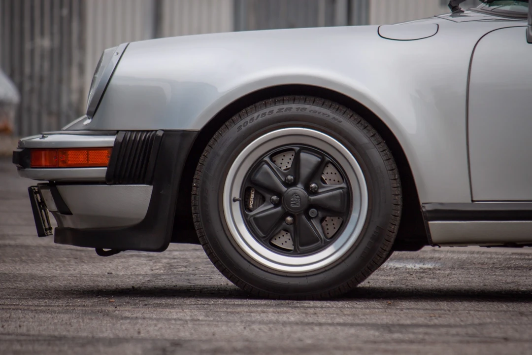 1989 Porsche 930 Turbo - Image 14 of 31