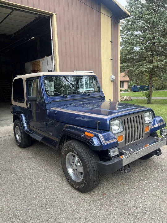 1990 Jeep YJ Wrangler - Image 13 of 31