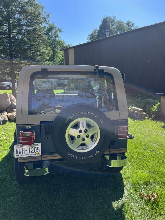 1990 Jeep YJ Wrangler - Image 8 of 31