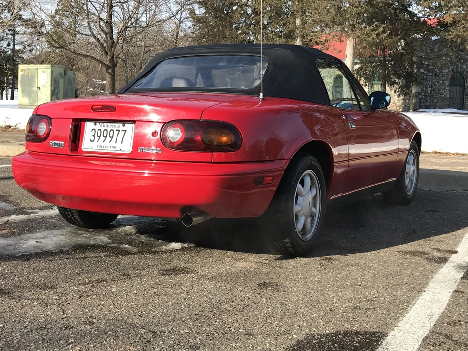 1990 Mazda NA MX-5 Miata - Image 11 of 31