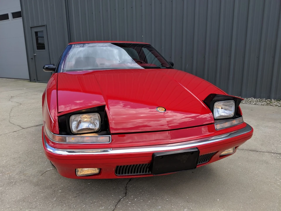 1991 Buick Reatta - Image 12 of 31