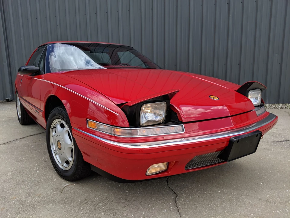 1991 Buick Reatta - Image 14 of 31