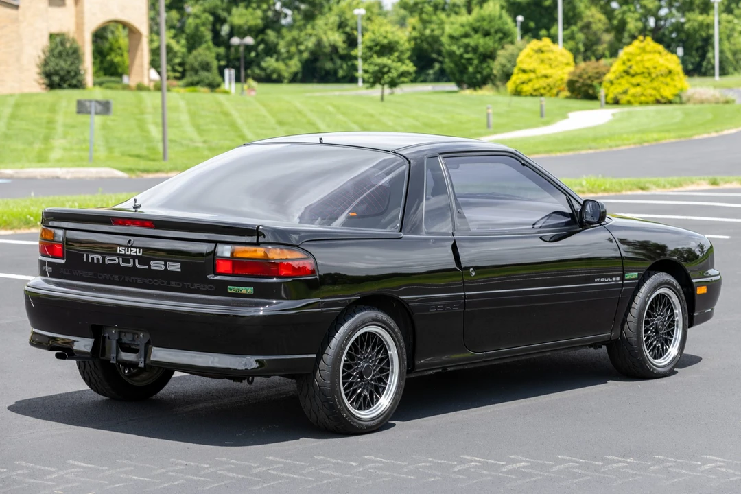 1991 Isuzu Impulse - Image 6 of 31