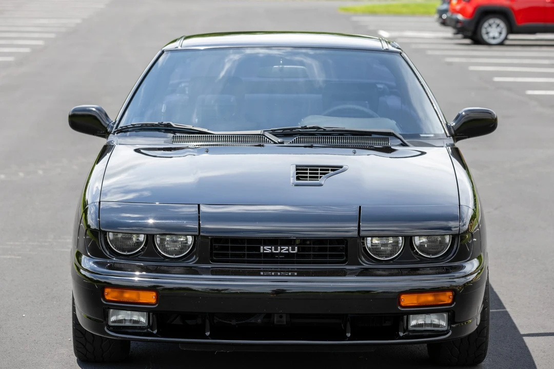 1991 Isuzu Impulse - Image 3 of 31