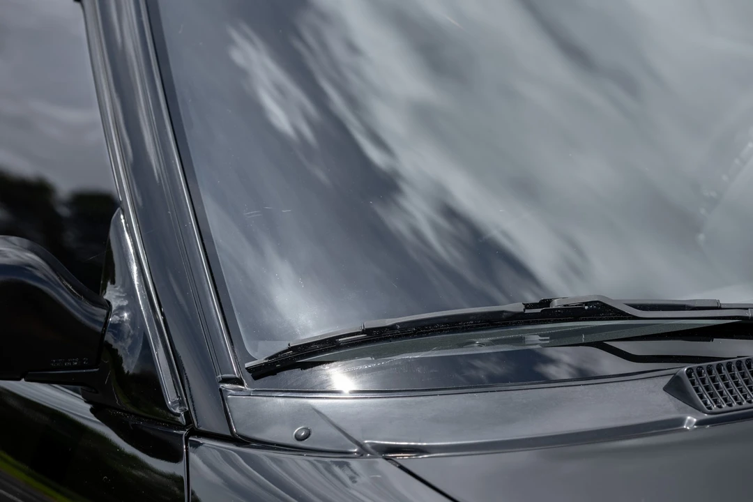 1991 Isuzu Impulse - Image 27 of 31