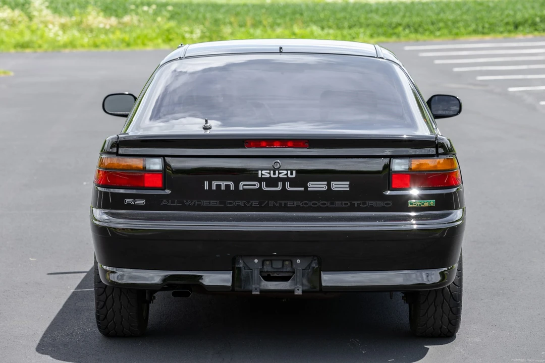 1991 Isuzu Impulse - Image 7 of 31