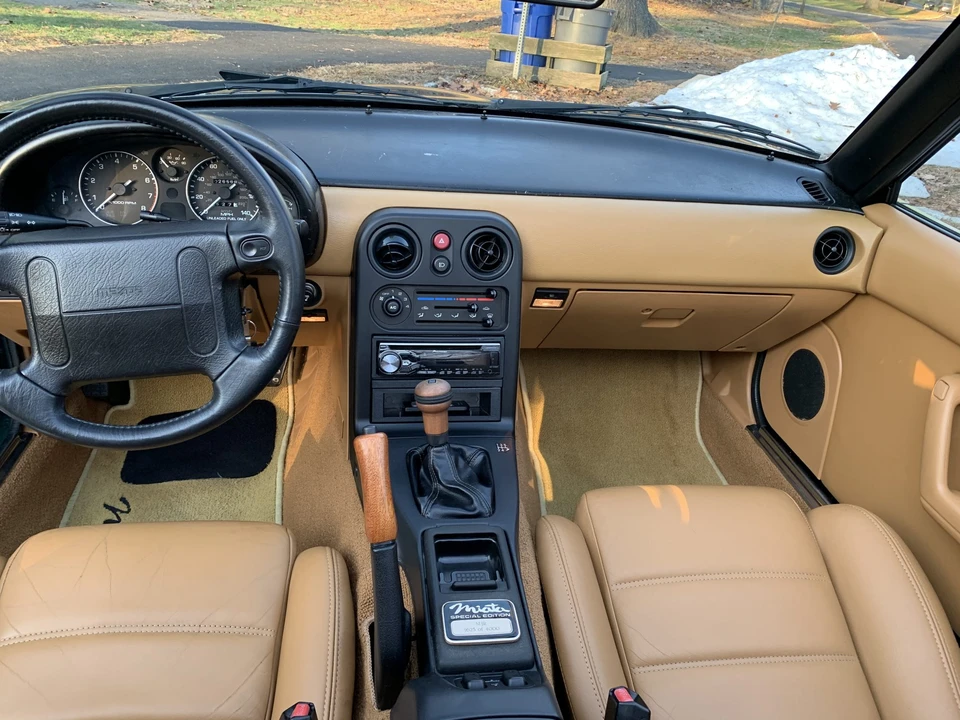 1991 Mazda NA MX-5 Miata - Image 26 of 31