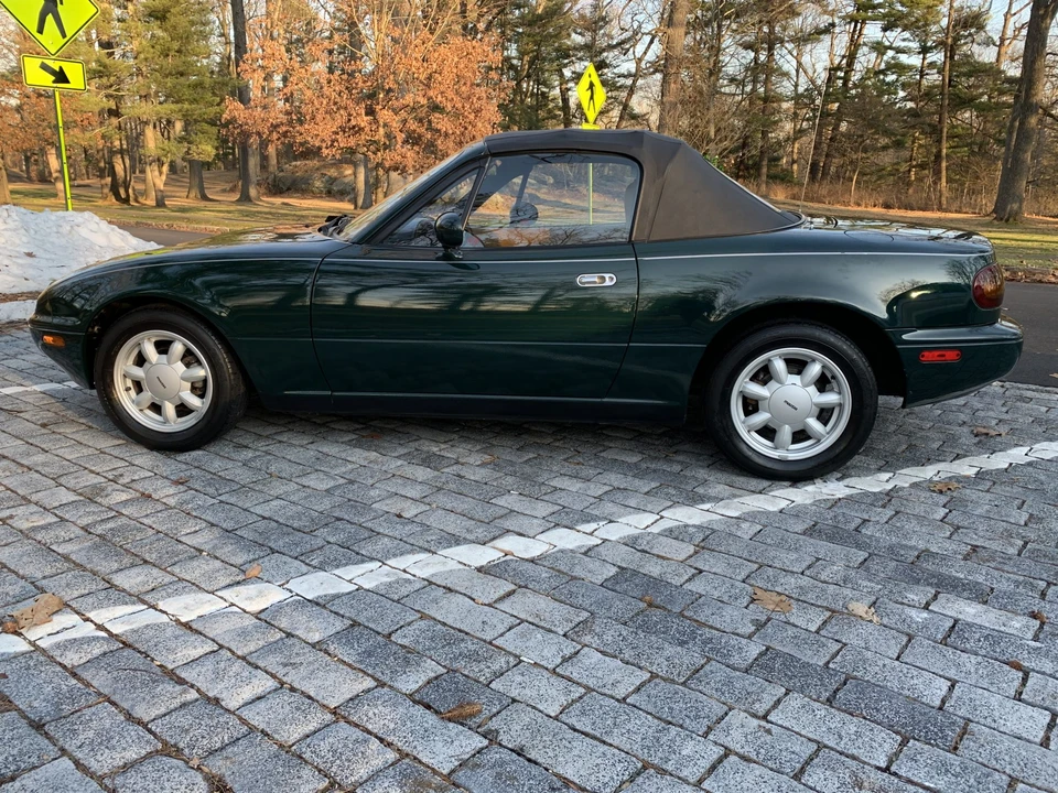 1991 Mazda NA MX-5 Miata - Image 4 of 31