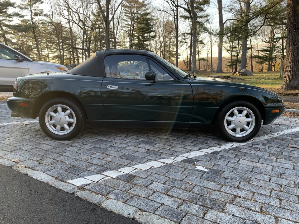 1991 Mazda NA MX-5 Miata - Image 11 of 31