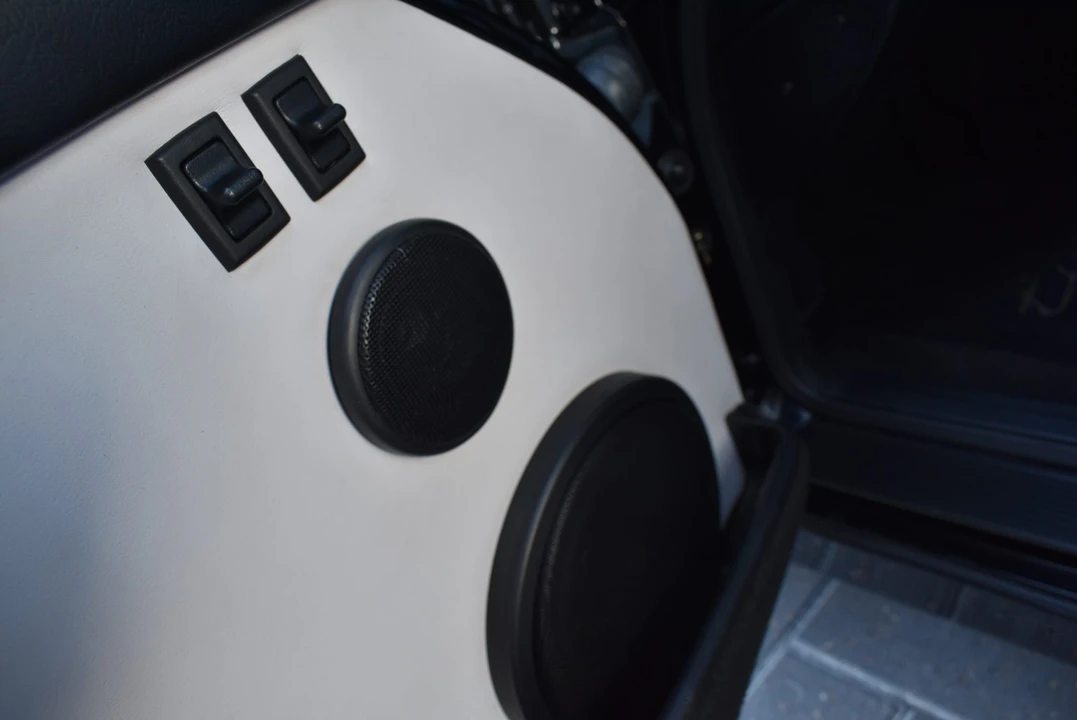 1991 Porsche 964 Turbo - Image 30 of 31