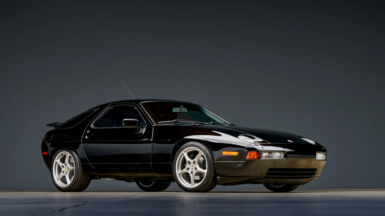 1991 Porsche 928 S4 - Image 6 of 31