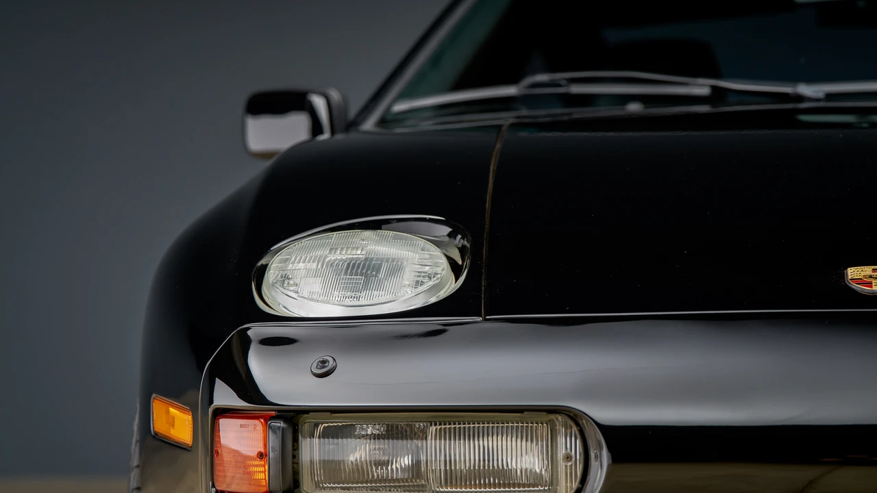 1991 Porsche 928 S4 - Image 23 of 31
