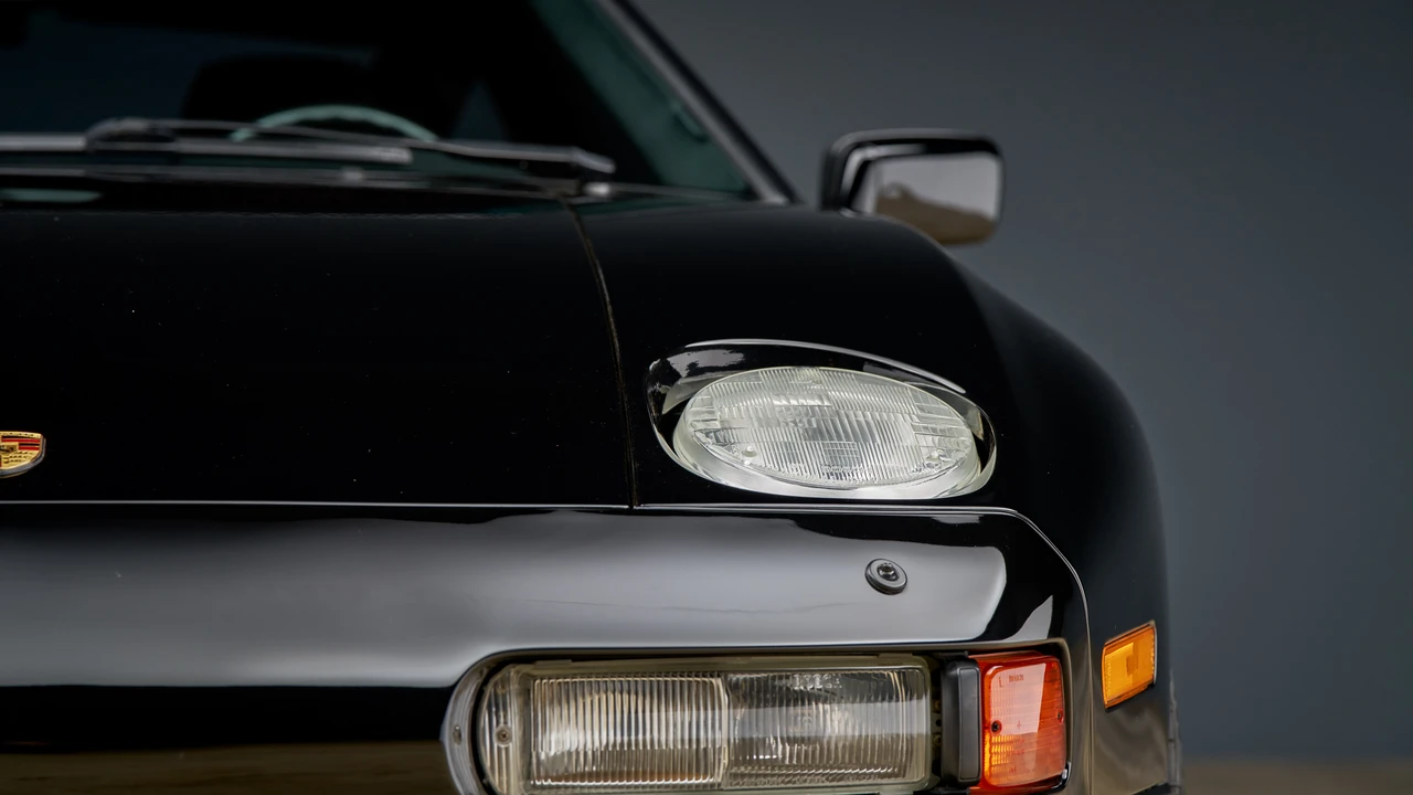 1991 Porsche 928 S4 - Image 24 of 31