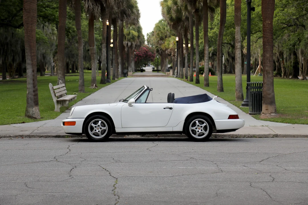 1992 Porsche 964 Carrera - Image 9 of 31