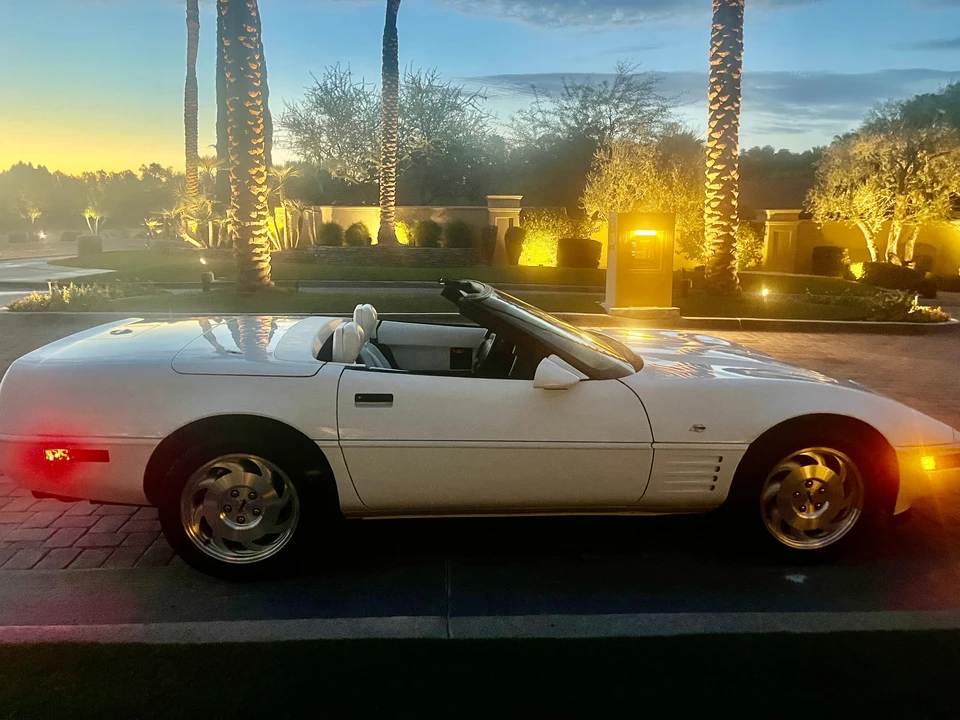 1993 Chevrolet Corvette C4 - Image 10 of 31