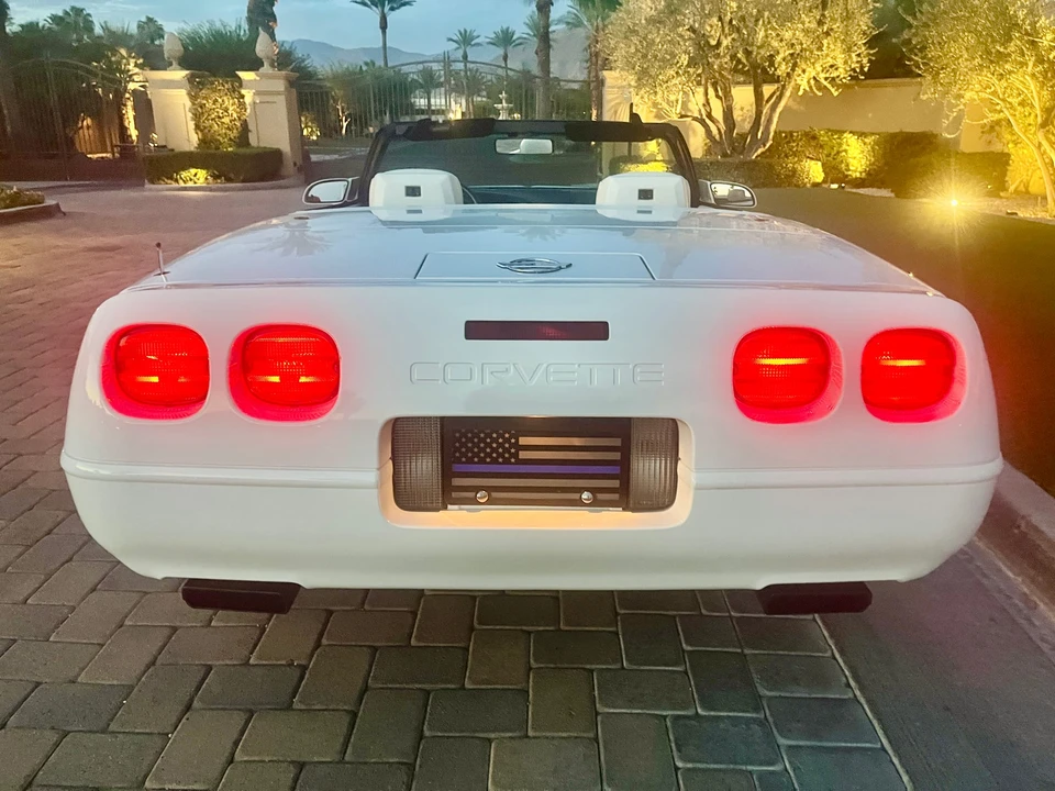 1993 Chevrolet Corvette C4 - Image 14 of 31