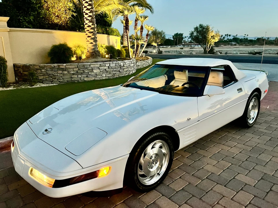 1993 Chevrolet Corvette C4 - Image 4 of 31