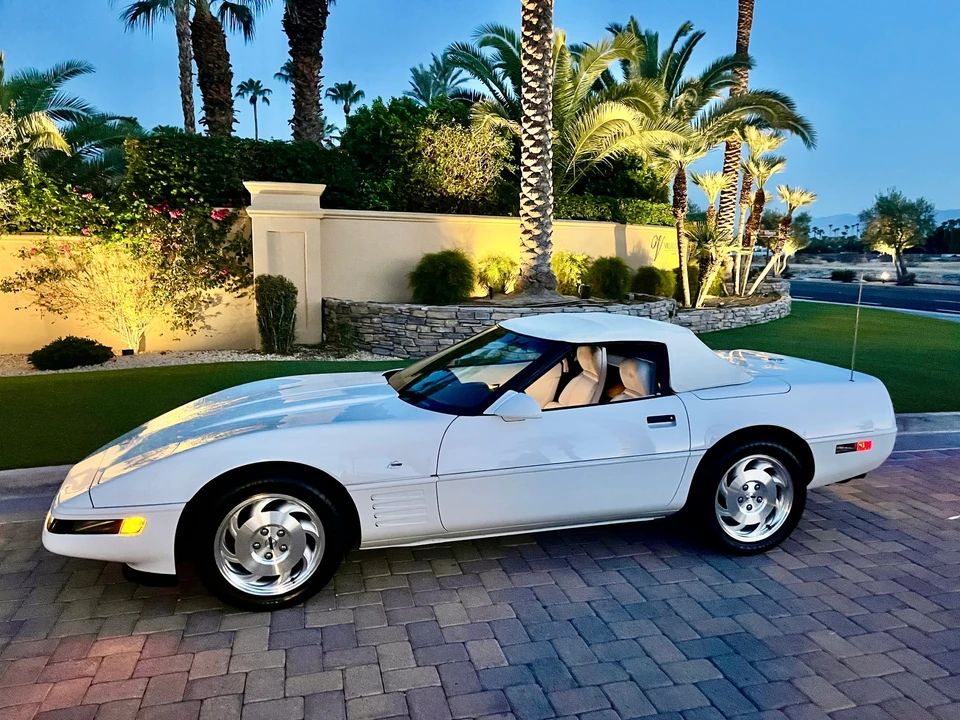 1993 Chevrolet Corvette C4 - Image 22 of 31