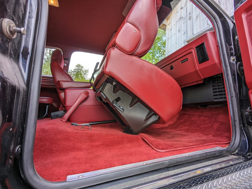 1993 Dodge Ram 1st Gen - Image 28 of 31